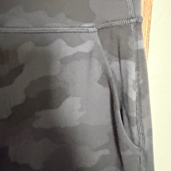 Lululemon Align High-Rise Pants-
Camouflage Joggers - Picture 2 of 4
